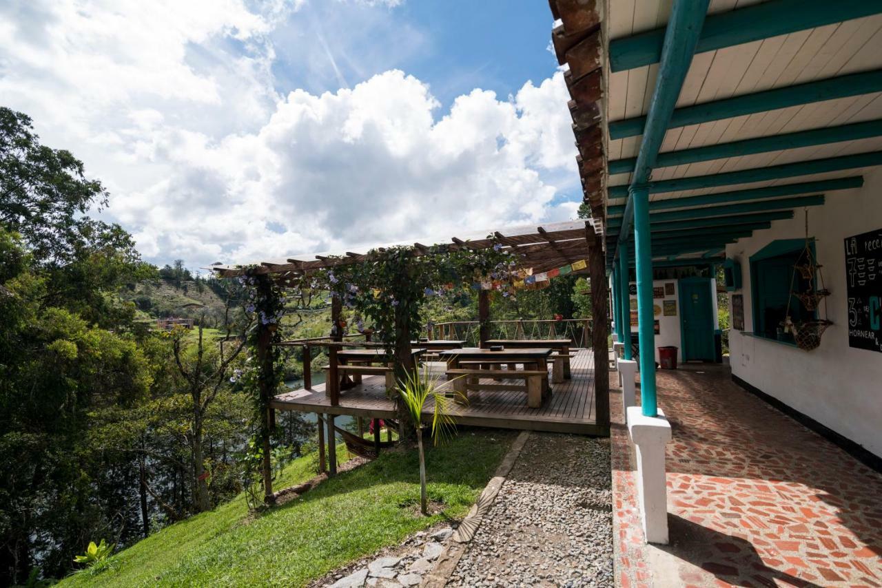 Bacoa Hostel Guatapé Exteriér fotografie